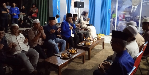 dr maulana hadir di acara silaturahmi sambut ramadhan di kantor dpd pan kota jambi.