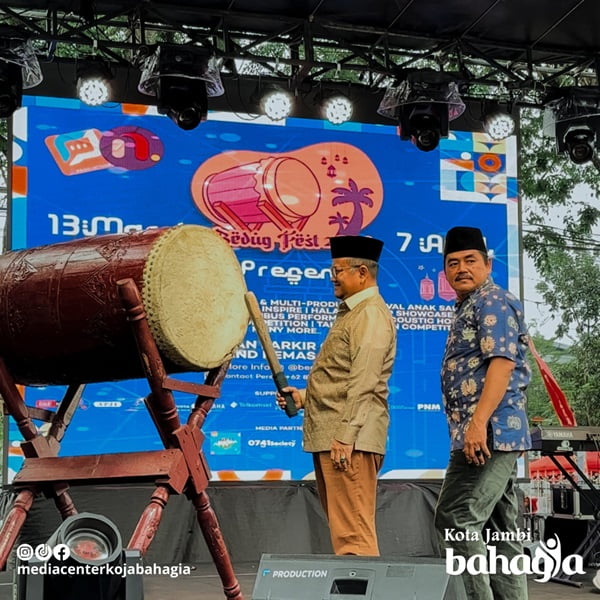 h. maulana resmi membuka acara bedug festival 2024..