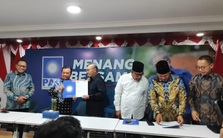 SK dukungan PAN untuk pasangan Al Haris dan Abdullah Sani di Pilgub 2024.