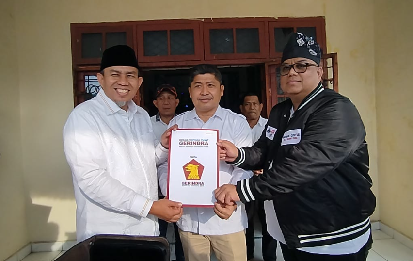 dpd gerindra provinsi jambi bagikan sk b1kwk ke h abdul rahman h andi muhammad guntur