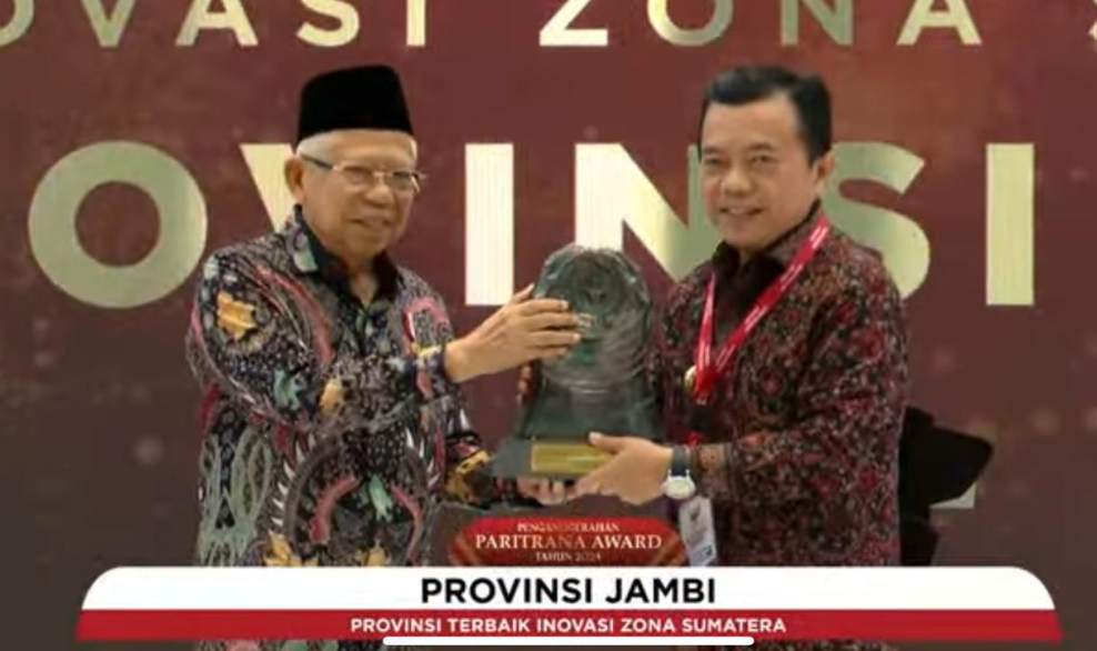 al haris terima penghargaan paritrana award 2024 dari wapres ma'aruf amin