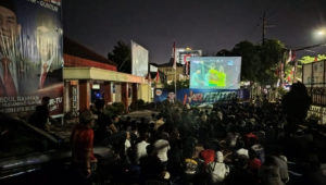 nobar indonesia vs australia di center rahman guntur