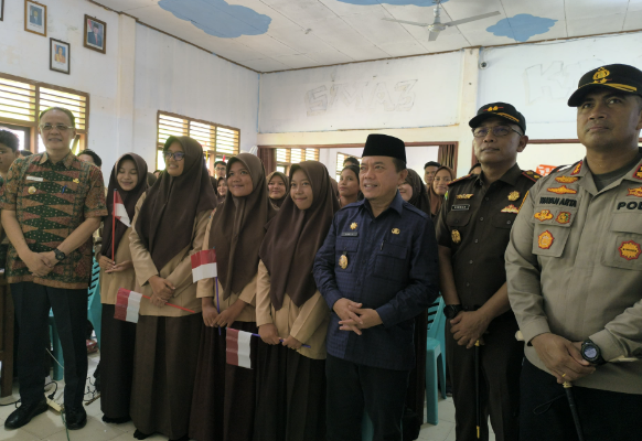 Gubernur Jambi Al Haris Ajak Siswa SMA 3 Tebo Cintai dan Bangun Karakter Bangsa