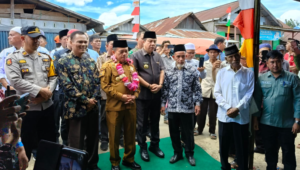 Gubernur Jambi , Al Haris Resmikan Desa Persiapan Sungai Tebal