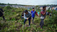 al haris gontong royong bersama warga bagan pete kota jambi