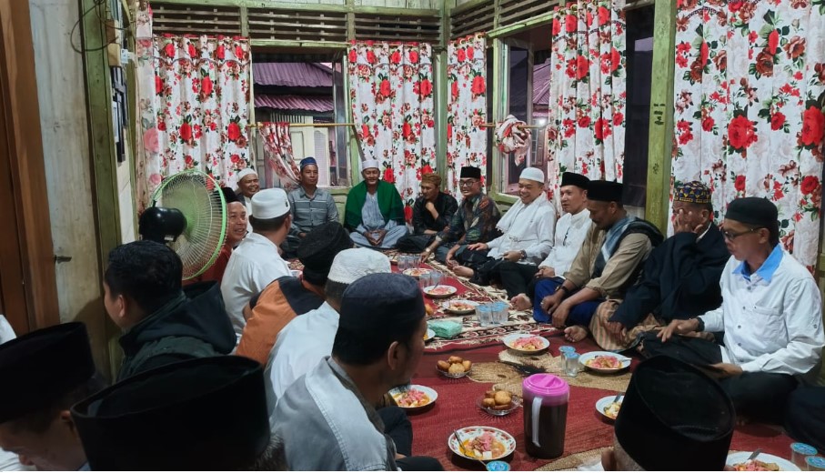 calon gubernur jambi nomor 2 al haris mendapatkan dukungan dari warga lubuk landai, kecamatan tanah sepenggal, kabupaten bungo