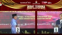 Debat terbuka calon Wakil Gubernur Jambi berlangsung sengit beradu argumen dan gagasan yang diselenggarakan Komisi Pemilihan Umum